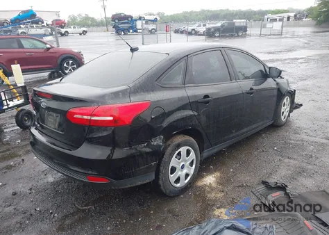 2017 Ford Focus S from USA, damaged, VIN 1FADP3E27HL201371